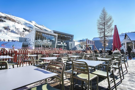 Exterior. Hôtel Les 2 Alpes L'Orée Des Pistes