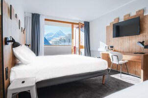 Cortinas blackout, tabla de planchar con plancha y cunas gratuitas 