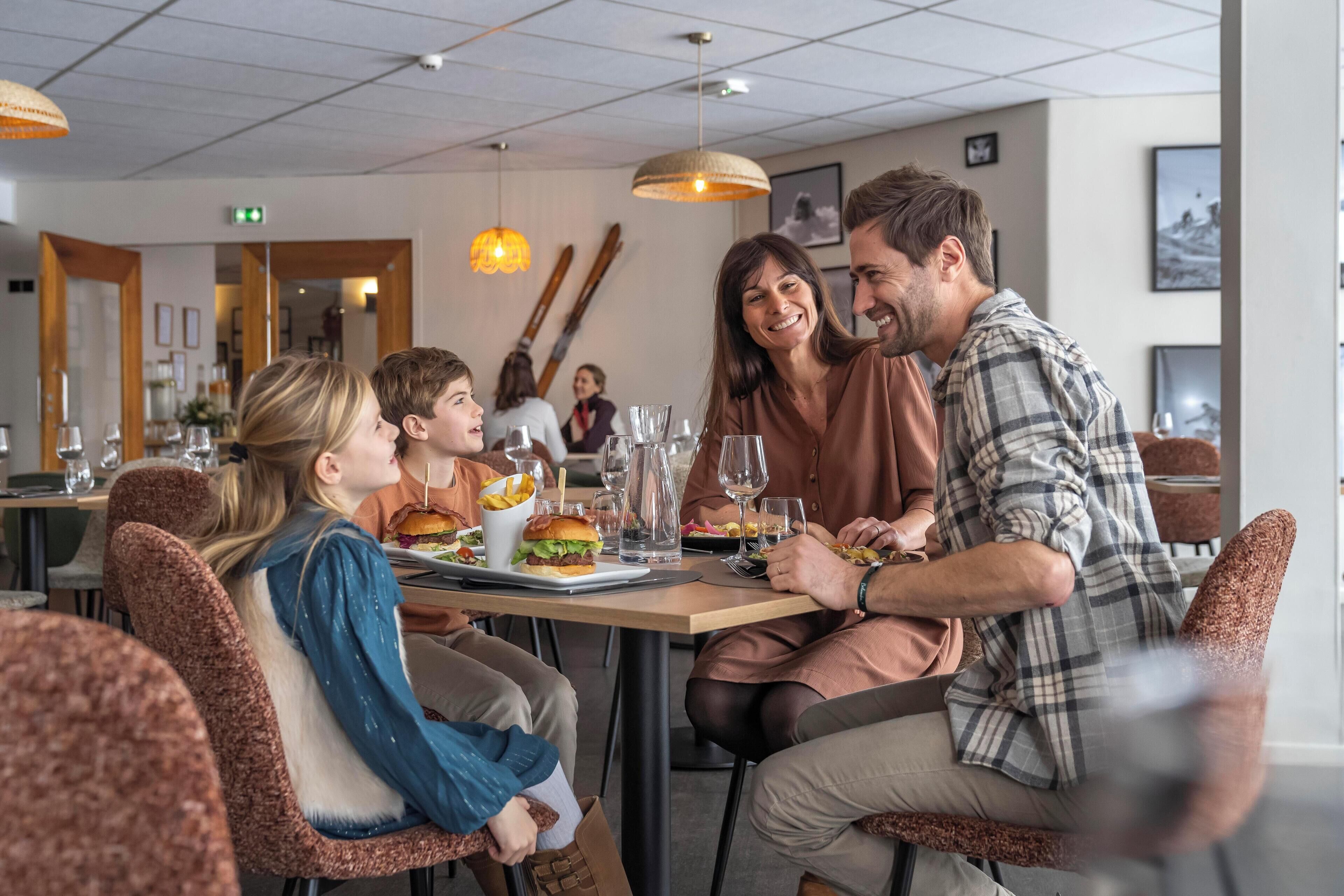 breakfast, lunch and dinner served