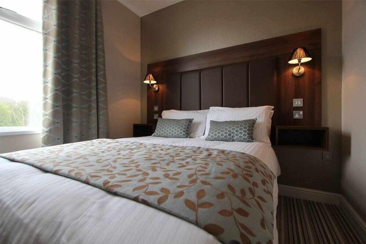Standard Double Room | Desk, cribs (free), rollaway beds (surcharge), WiFi (free)