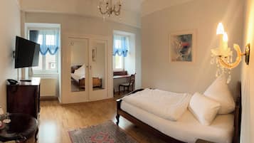 Single Room | Premium bedding, pillowtop beds, minibar, in-room safe