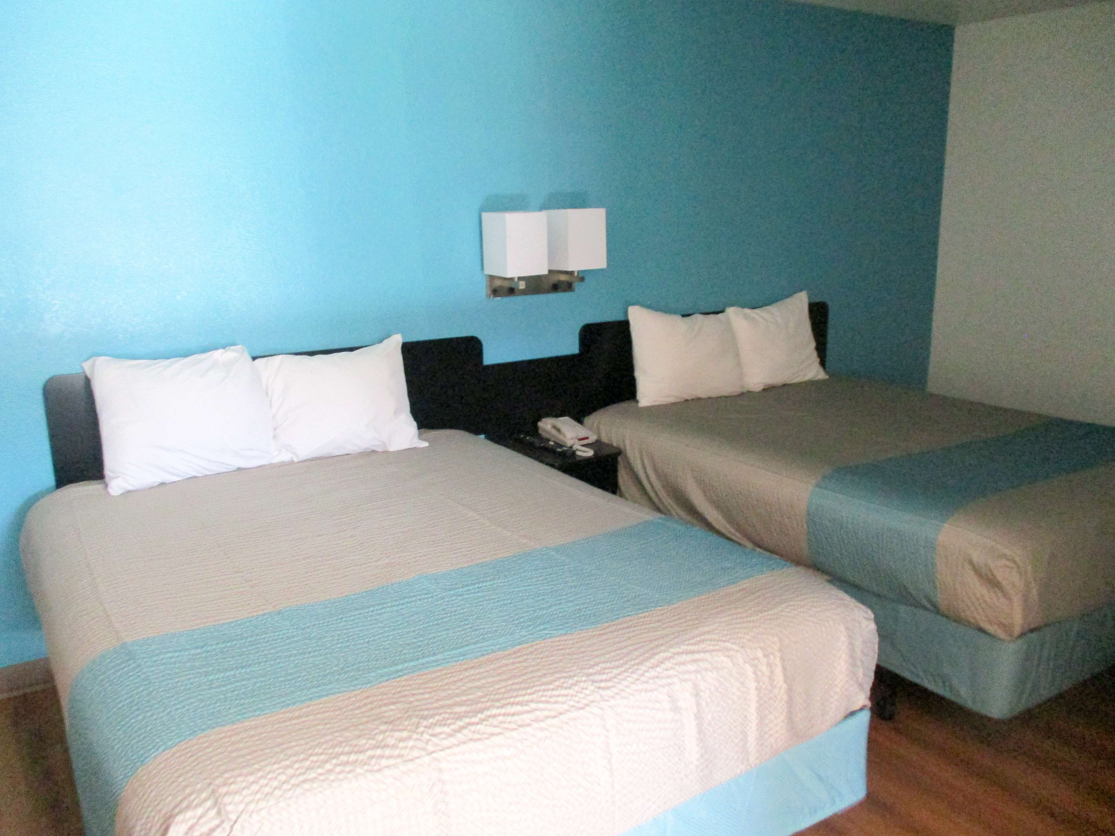 Desk, blackout drapes, free WiFi, bed sheets