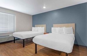 Studio Suite / 2 full beds | Desk, laptop workspace, iron/ironing board, free WiFi