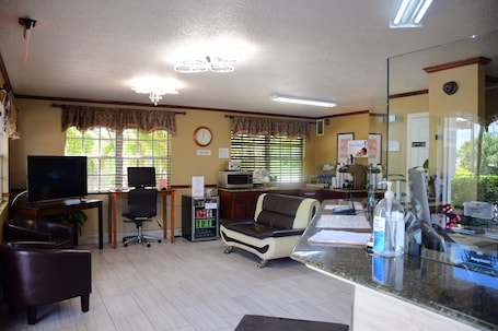 Sala de estar en el lobby