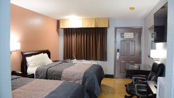 Habitación estándar, 2 camas dobles, fumadores | Tabla de planchar con plancha y wifi gratis