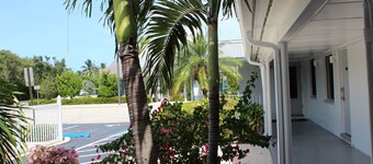 Economy Inn West Palm Beach