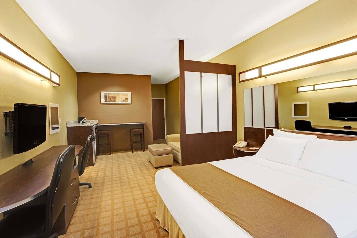 Blackout drapes, cribs (surcharge), rollaway beds (surcharge)