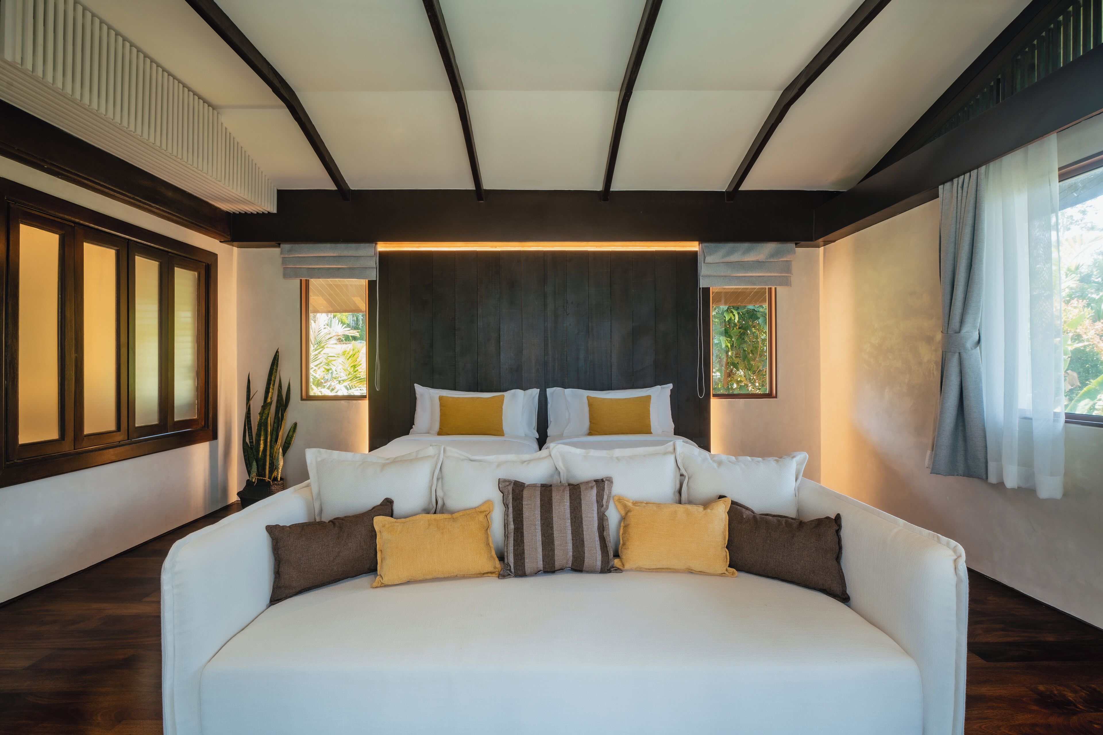 Grand Villa, 3 Bedrooms, Private Pool, Beachfront (Lux)