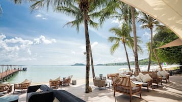 5 restaurantes: opção de almoço e jantar