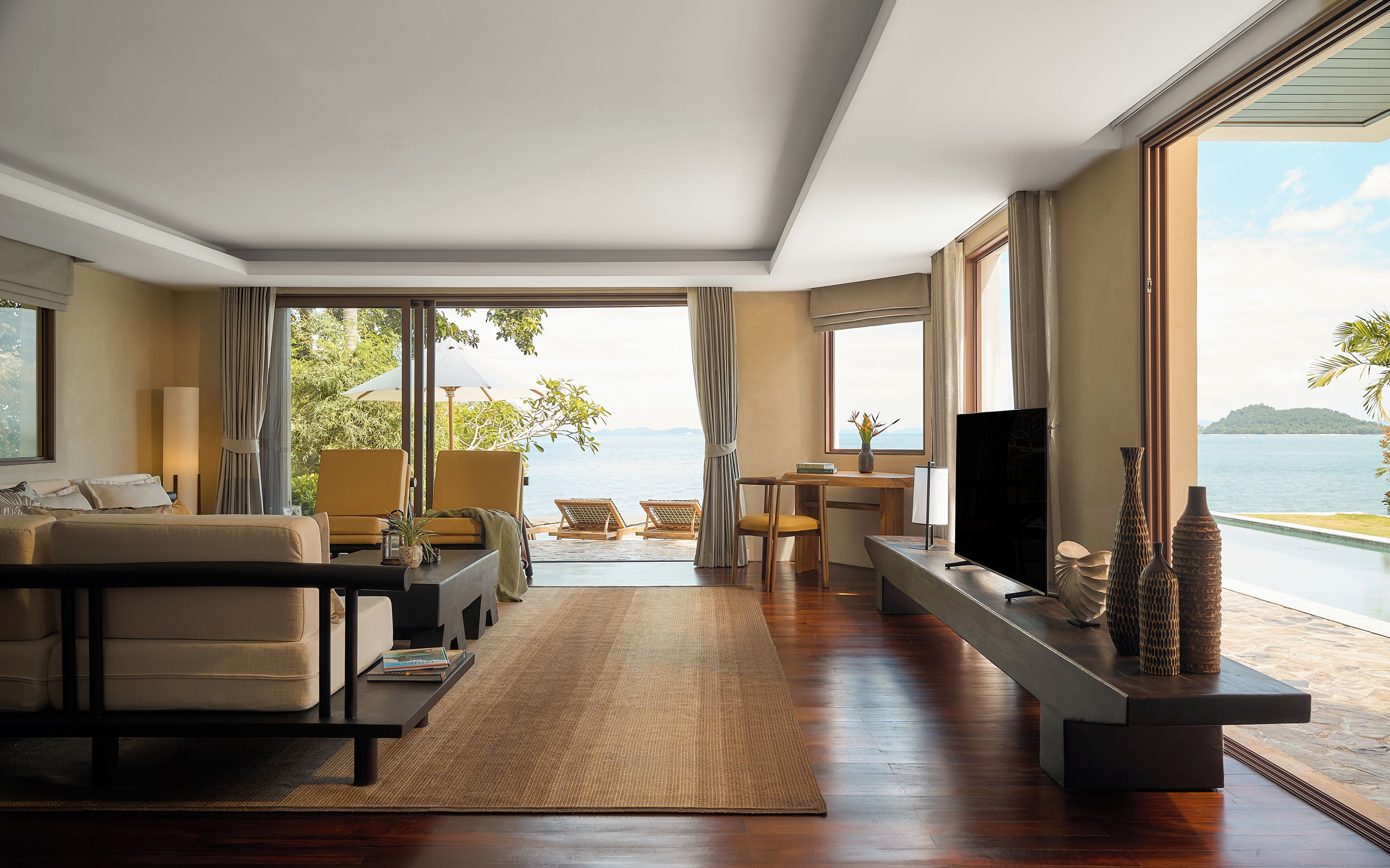 Grand-Villa, 4 Schlafzimmer, eigener Pool, Strandnähe (Lux) | Wohnbereich