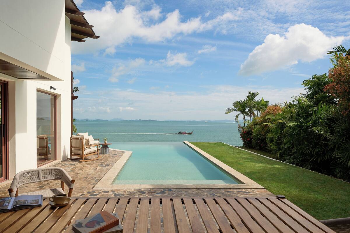 Grand Villa, 4 Bedrooms, Private Pool, Beachfront (Lux) | Premium bedding, minibar, in-room safe, desk