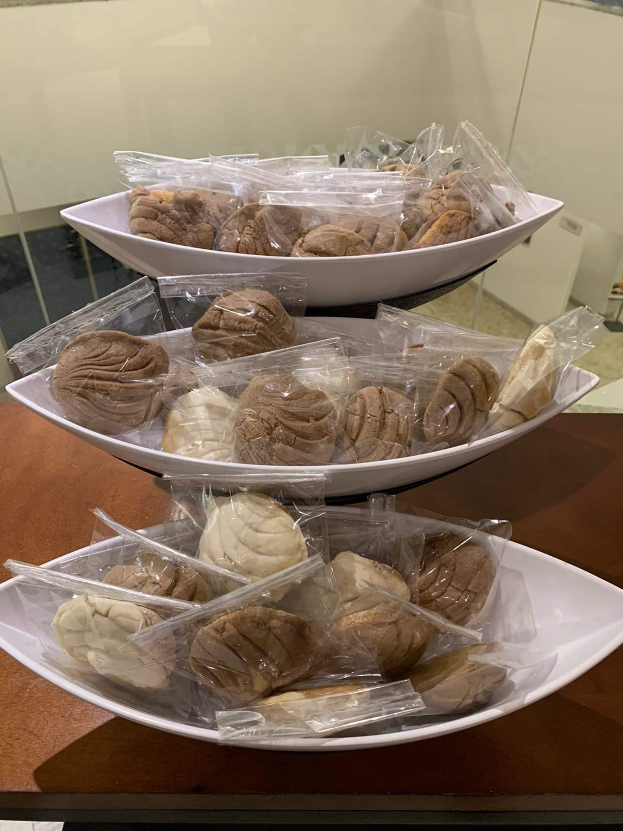 daily cooked-to-order breakfast (mxn 220 per person)