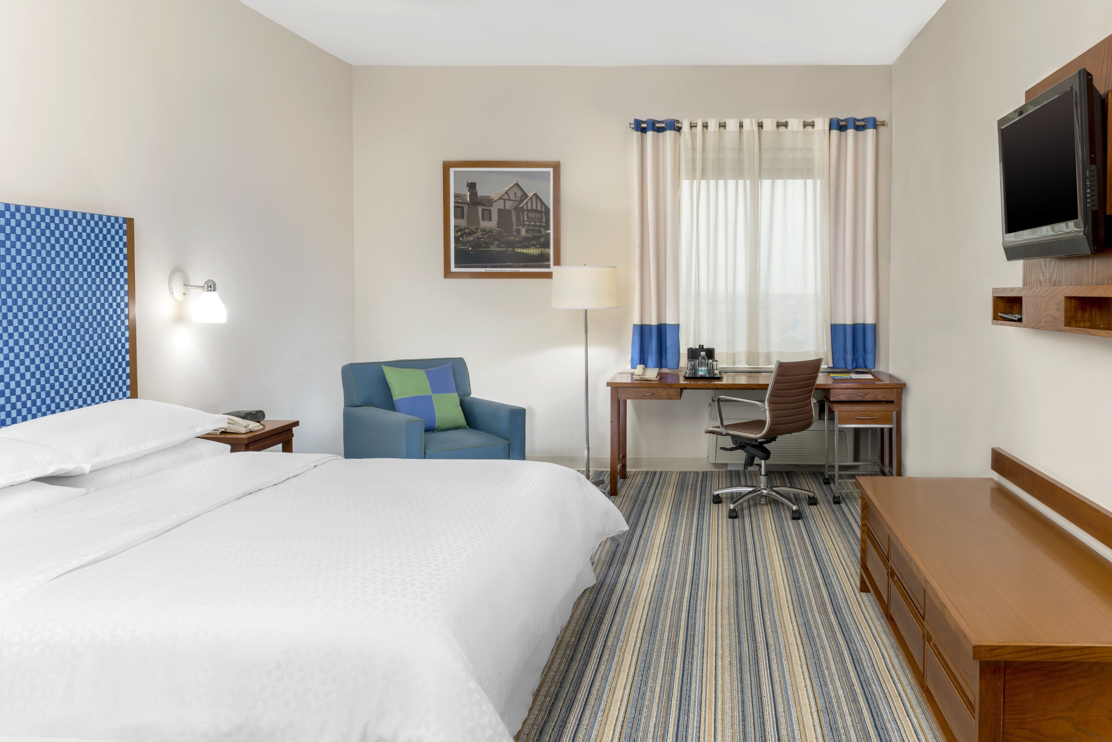 in-room safe, desk, soundproofing, iron/ironing board