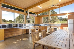 Desk, laptop workspace, iron/ironing board, free WiFi