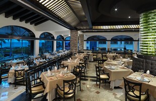 9 間餐廳；供應早餐、午餐和晚餐