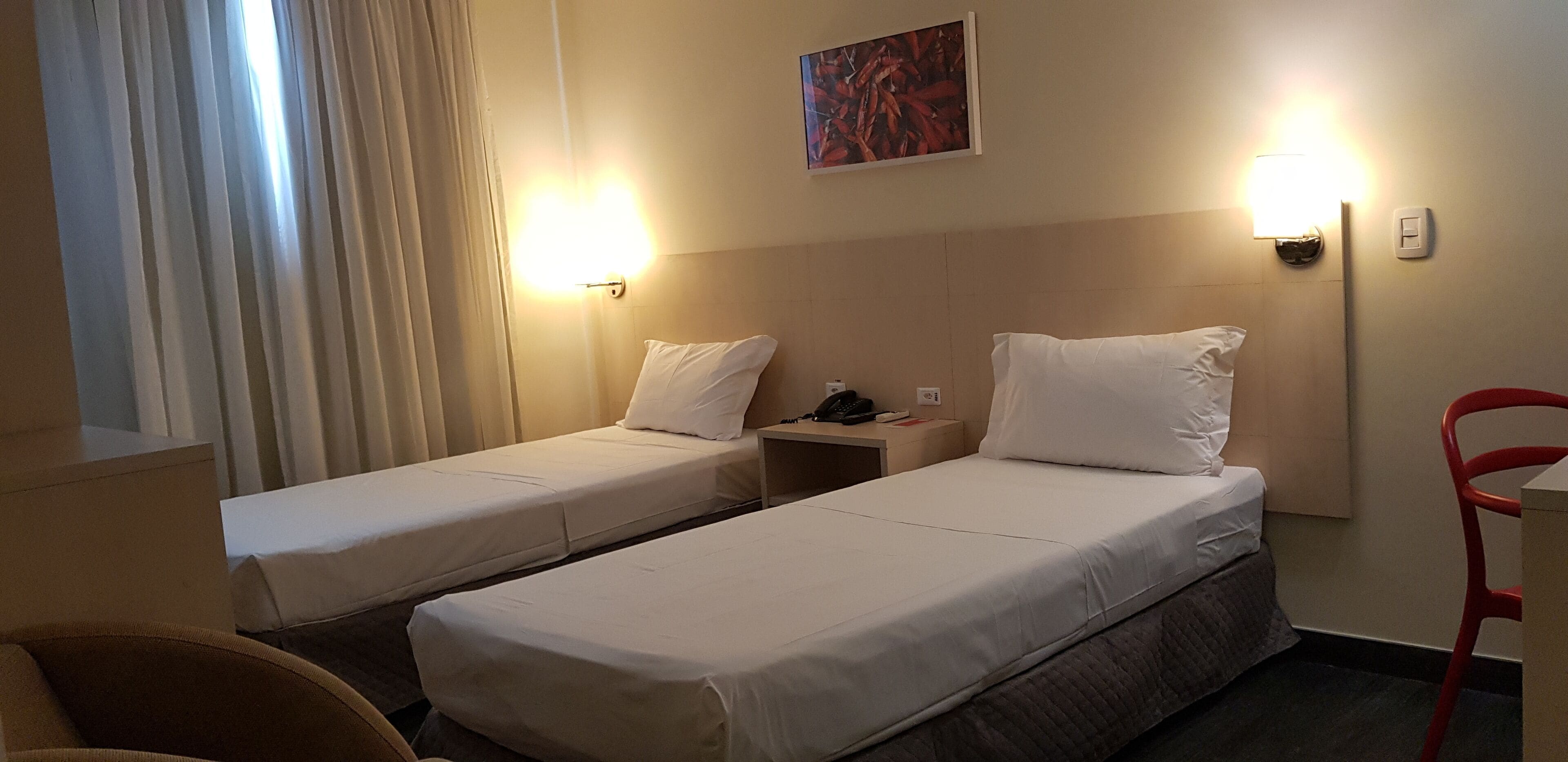 standard twin room | minibar, in-room safe, desk, free cots/infant beds