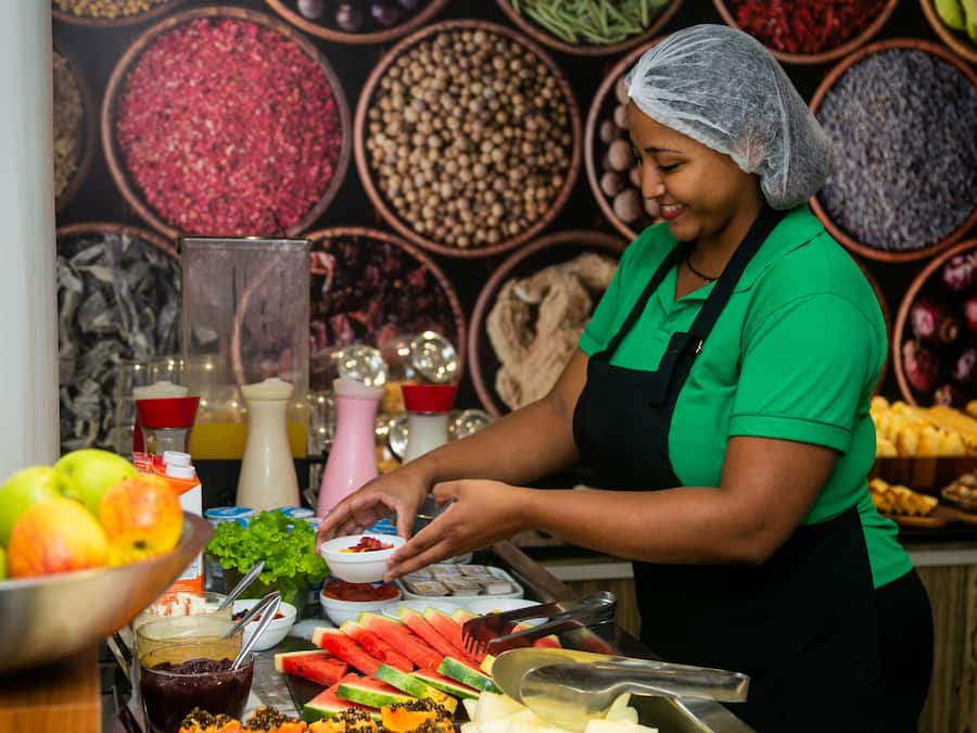 Buffet breakfast on weekdays (BRL 58 per person)