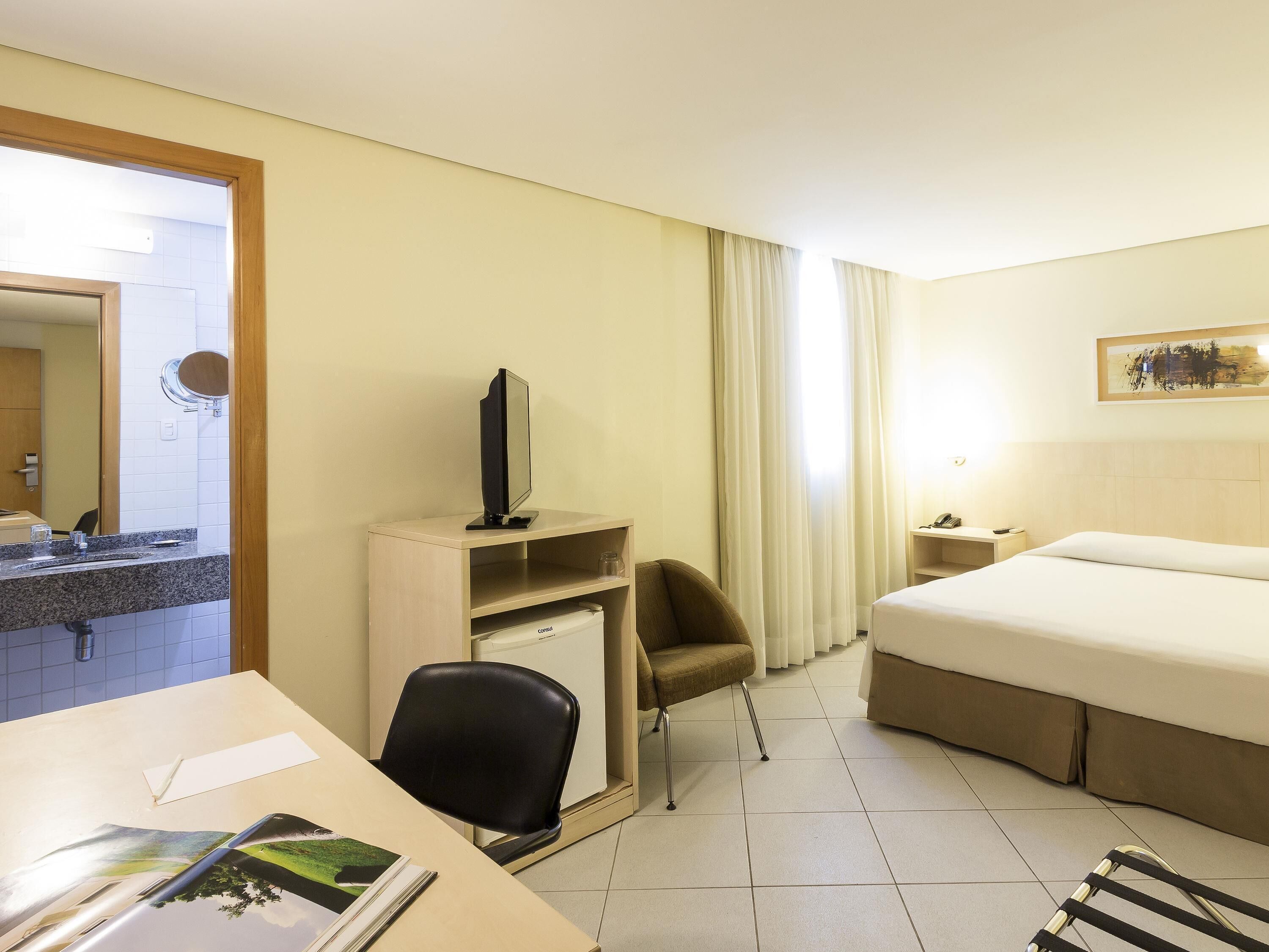 Minibar, in-room safe, desk, free cots/infant beds