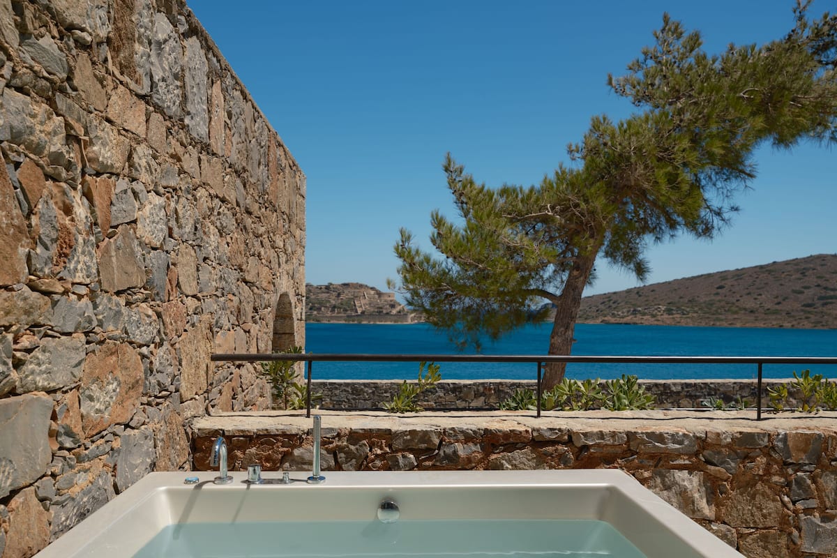 Room, 1 King Bed, Non Smoking, Sea View (Spinalonga Island Aqua Retreat) | Ausblick vom Zimmer
