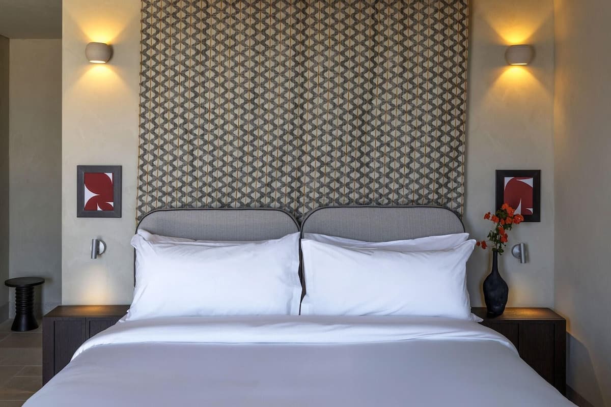 Ropa de cama de alta calidad, edredón y minibar