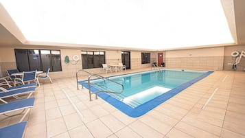 Indendørs pool
