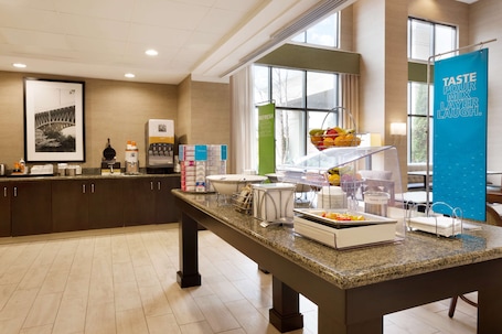 Desayuno buffet incluido todos los días