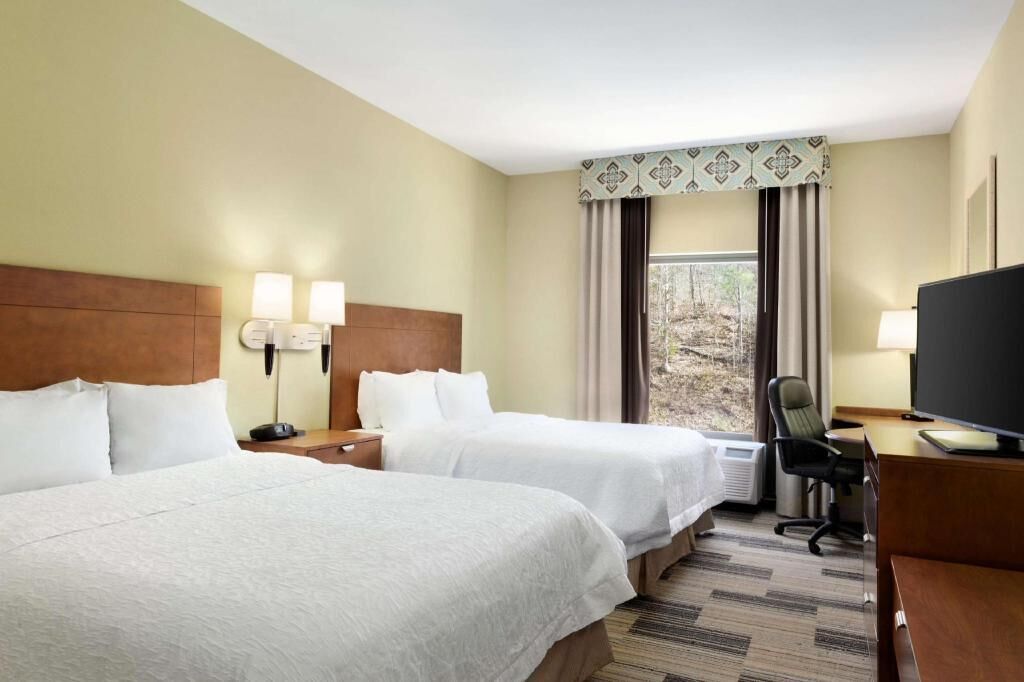 In-room safe, desk, laptop workspace, blackout curtains