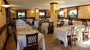 Unclassified image, 3 of 39, button - Hotel Petit Prince (Ayas)