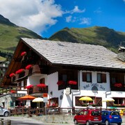 Hotel Santa San