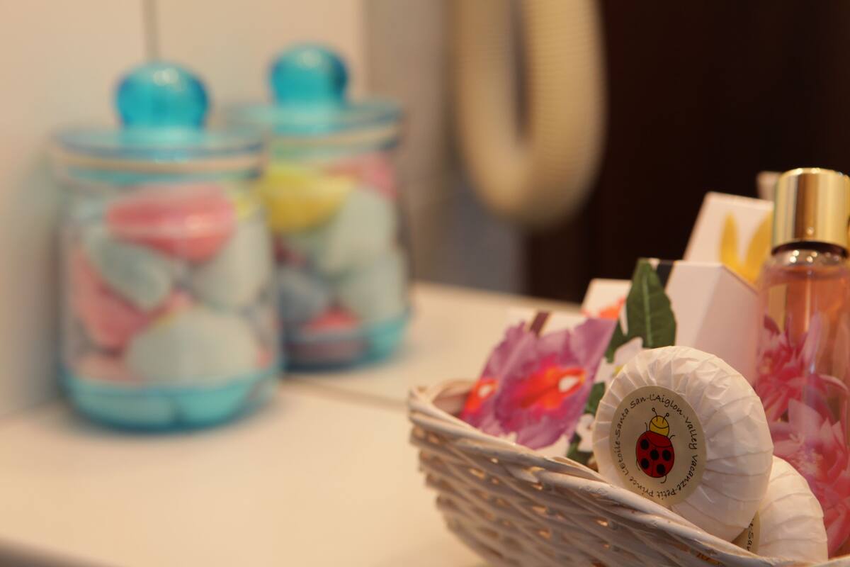 double room | bathroom amenities | shower, free toiletries, hair dryer, bidet