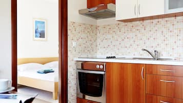 Apartment for 2 - 3 Persons | In-room safe, desk, blackout drapes, soundproofing