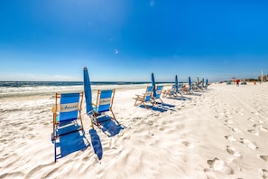 On the beach - Azure Condominiums (Fort Walton Beach)