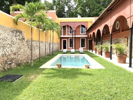 Fyrir utan