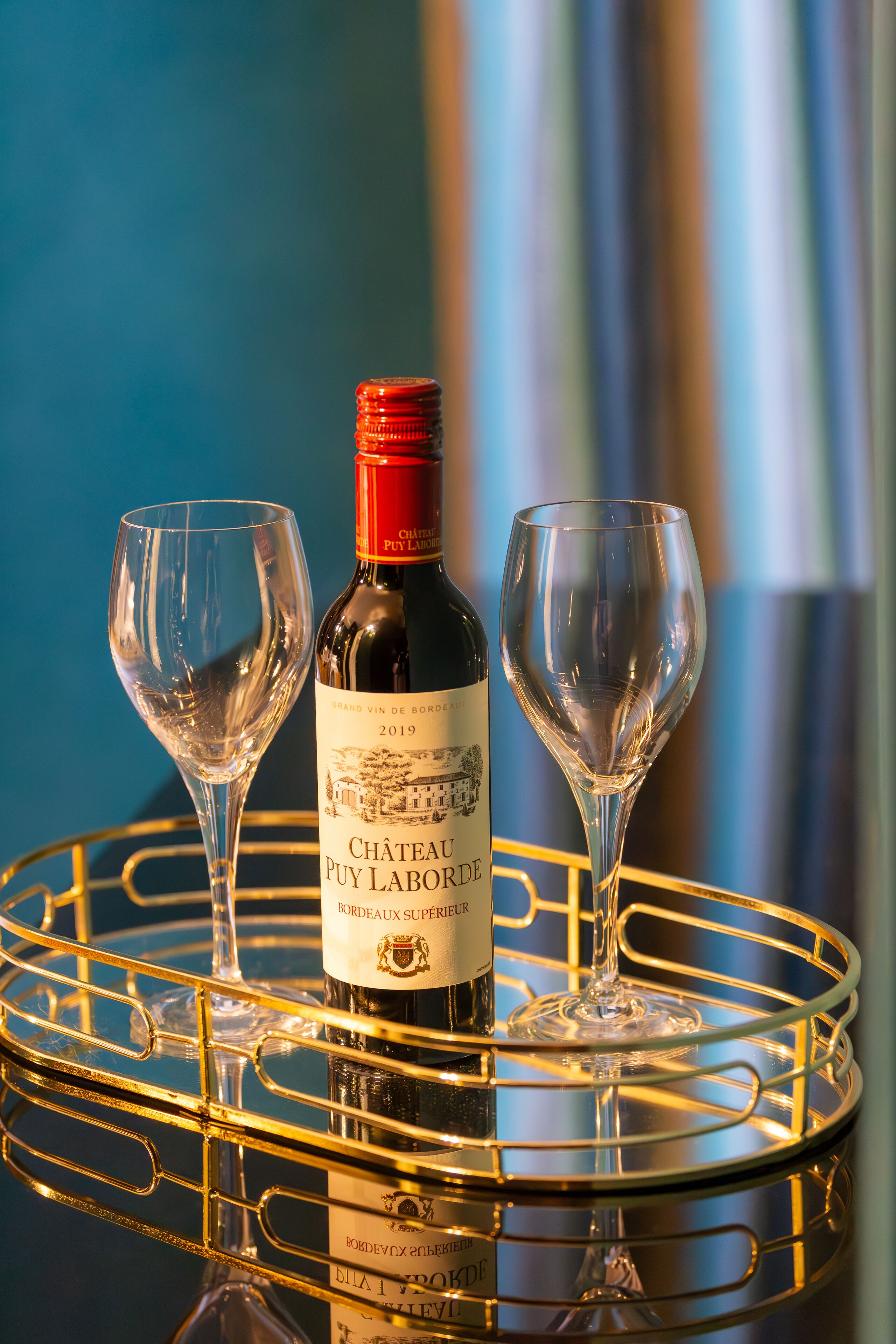 2 bedrooms, egyptian cotton sheets, premium bedding, memory-foam beds