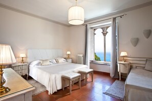 Junior Suite, Terrace | Premium bedding, in-room safe, desk, laptop workspace