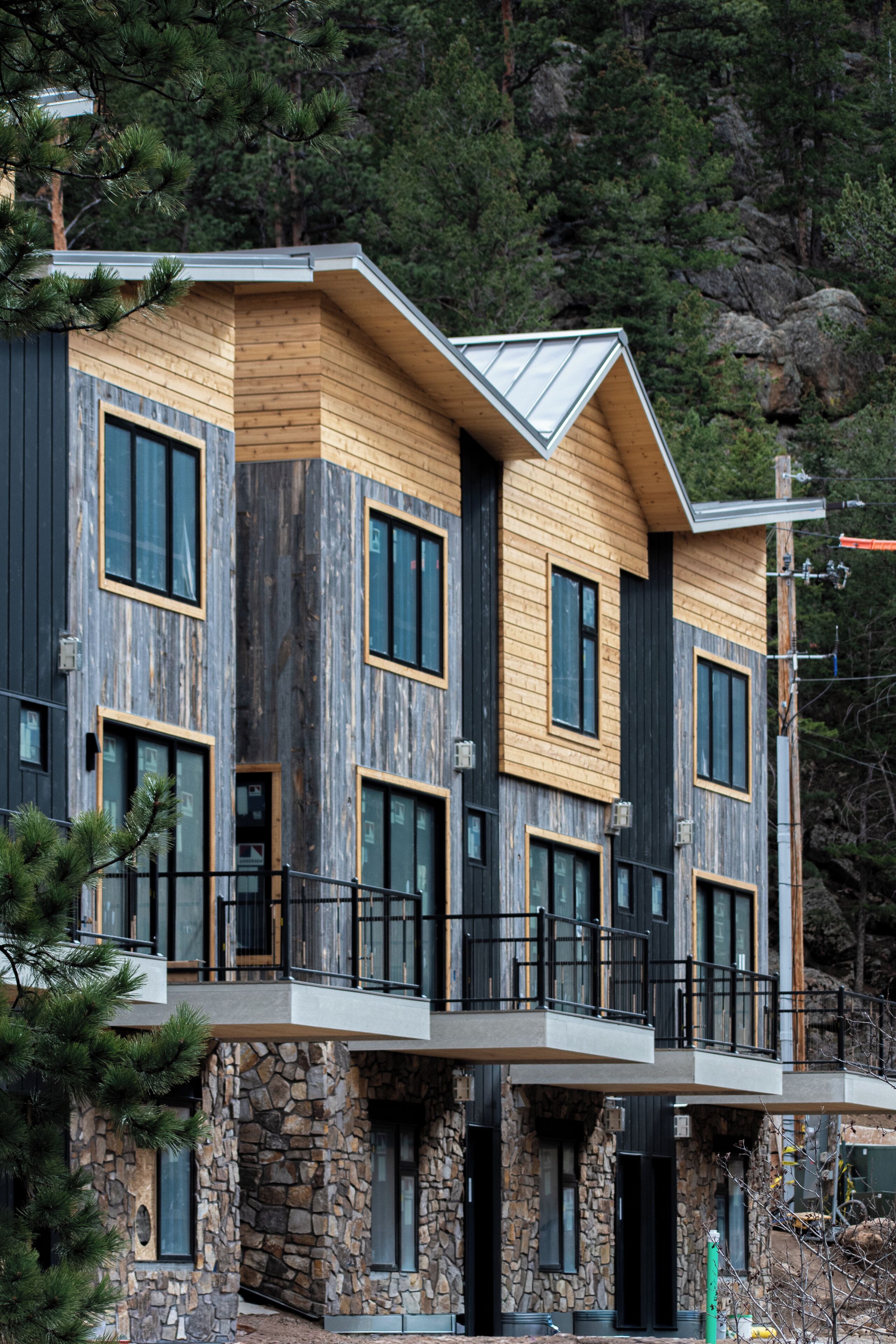 ملاءات للفراش لا تسبب الحساسية وأسرّة بطبقة علوية مريحة