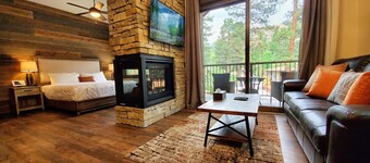 Inn on Fall River & Fall River Cabins