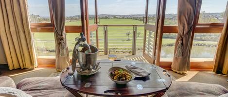 Deluxe kamer | Uitzicht vanuit de kamer