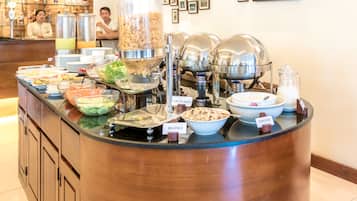 Daily buffet breakfast (LAK 80000 per person)