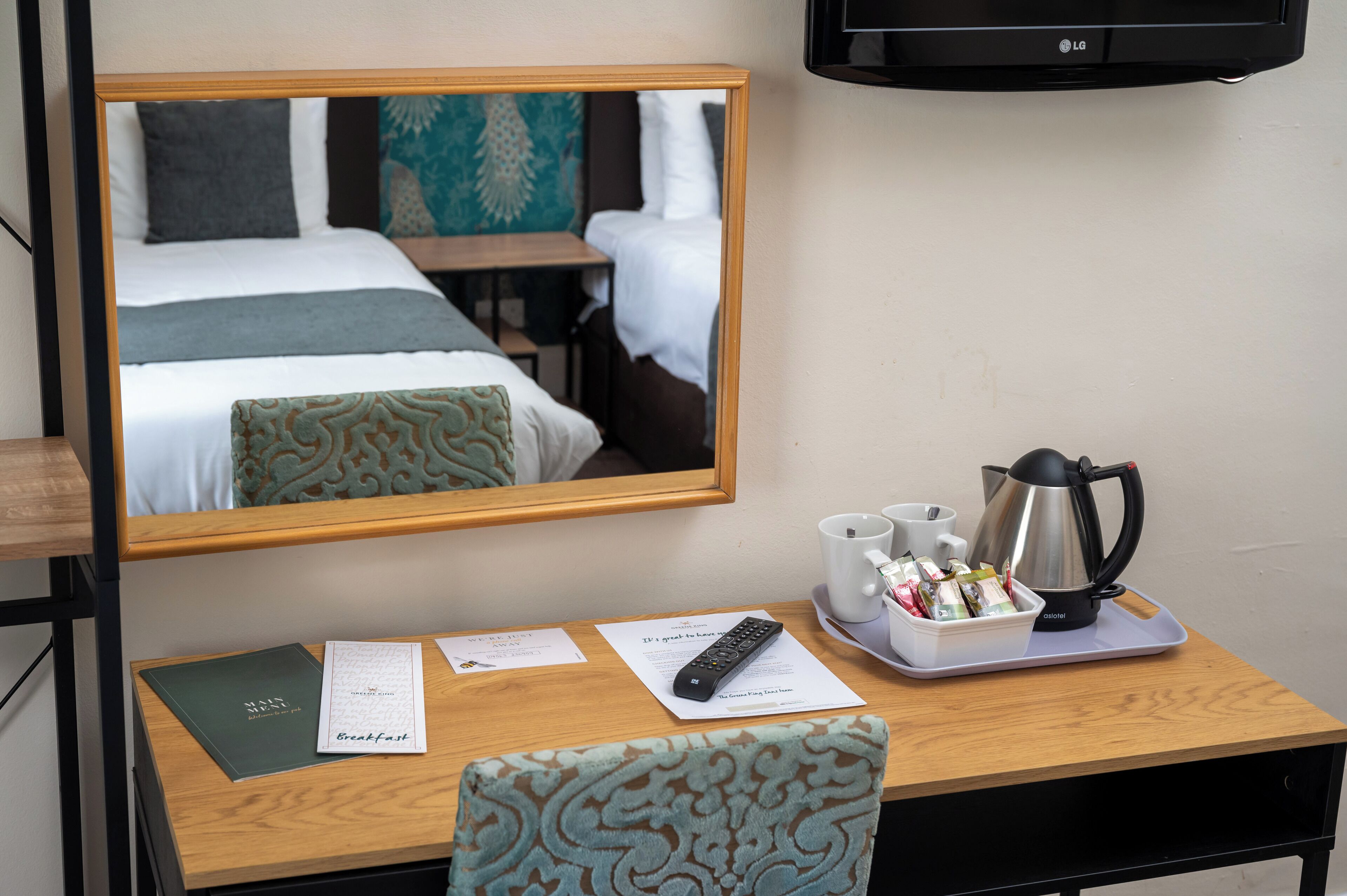 Twin Room | Iron/ironing board, free WiFi