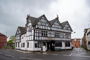 Property entrance - Bell Hotel by Greene King Inns (Tewkesbury)