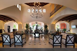 3 bars/lounges, 2 poolside bars, swim-up bar, beach bar - The Buenaventura Golf & Beach Resort Panama, Autograph Collection (El Chiru)