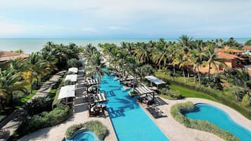 12 buitenzwembaden en zwembadcabana's (toeslag)