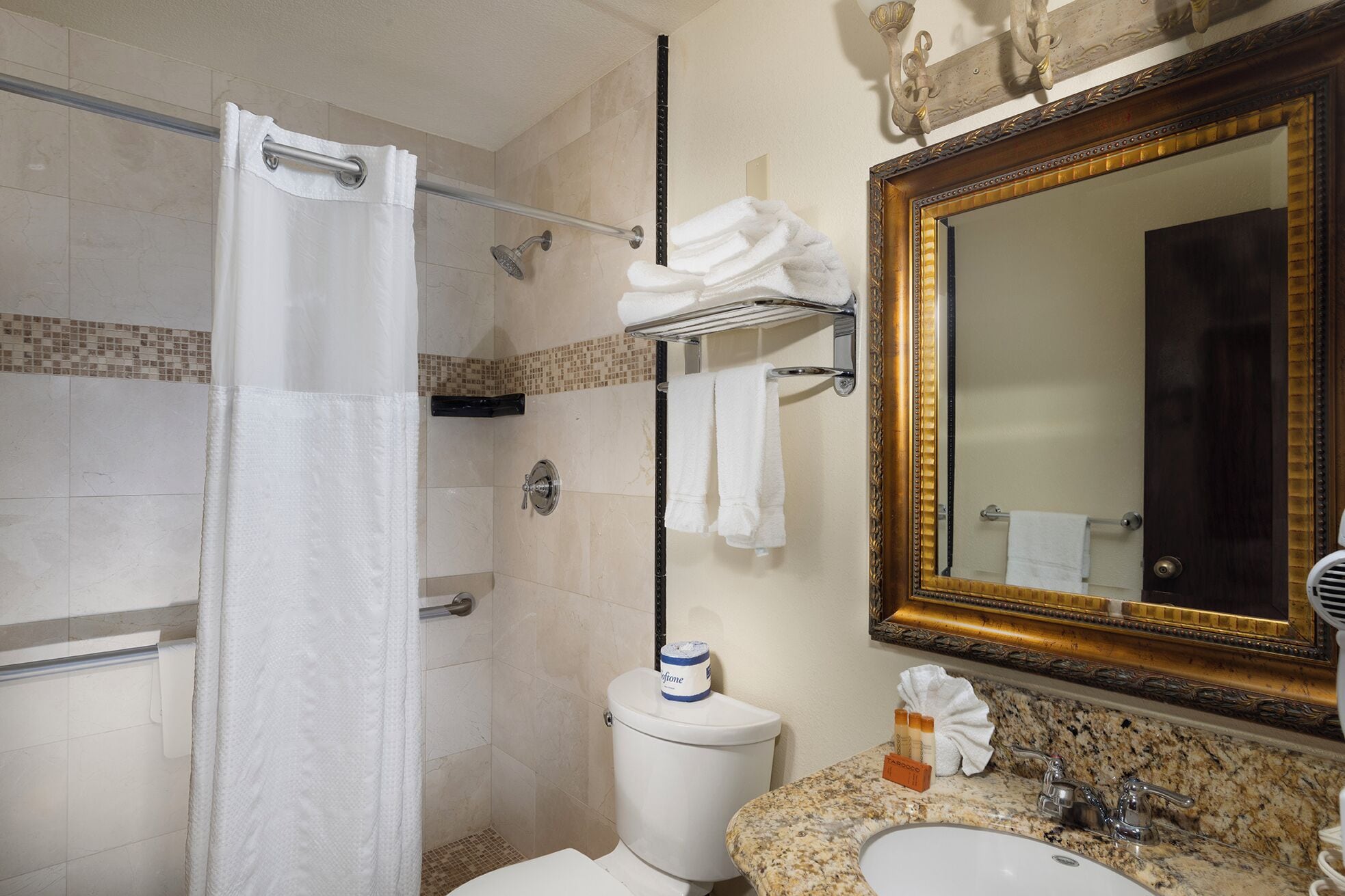 shower, free toiletries, hair dryer, towels