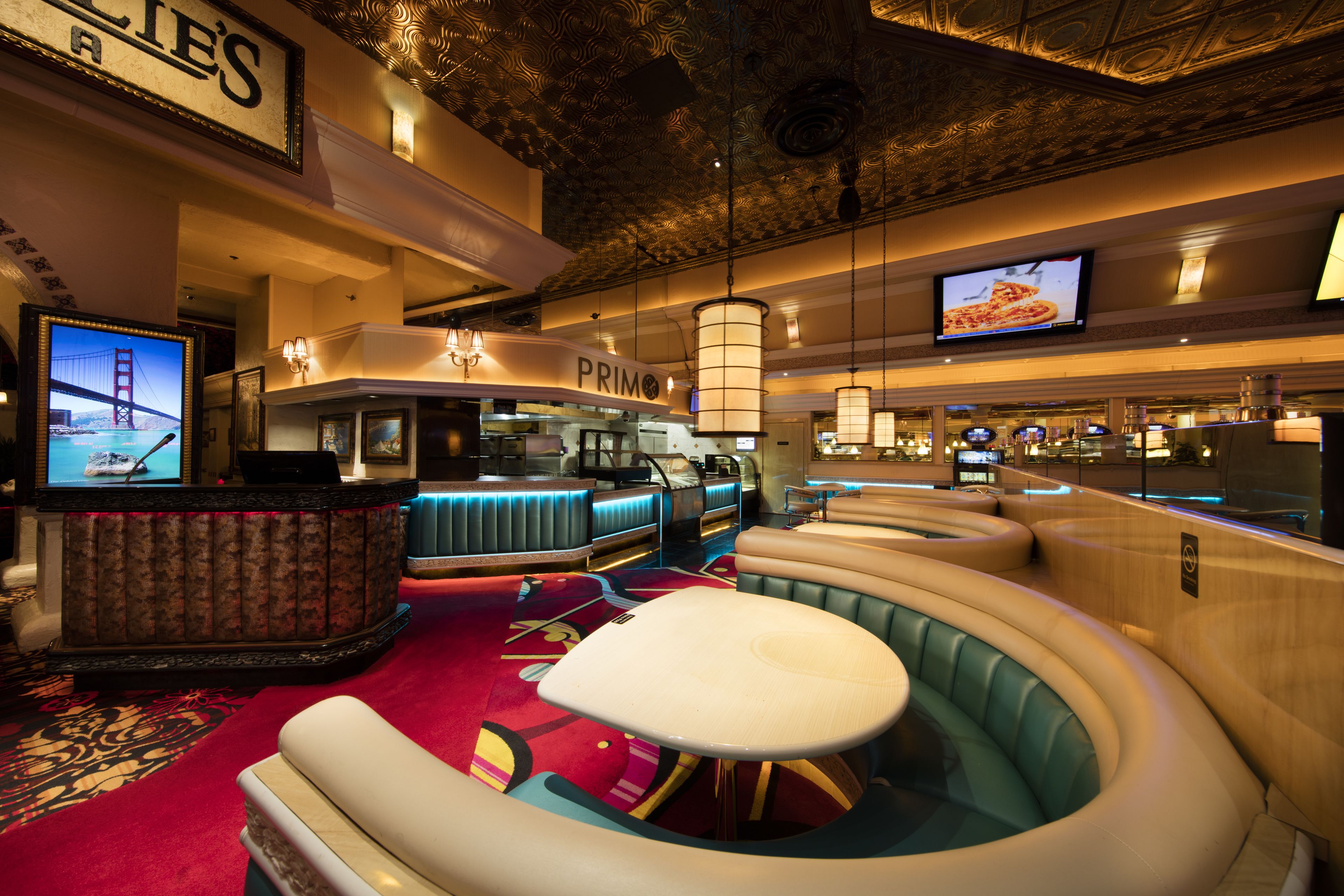 3 restoran, melayani sarapan 