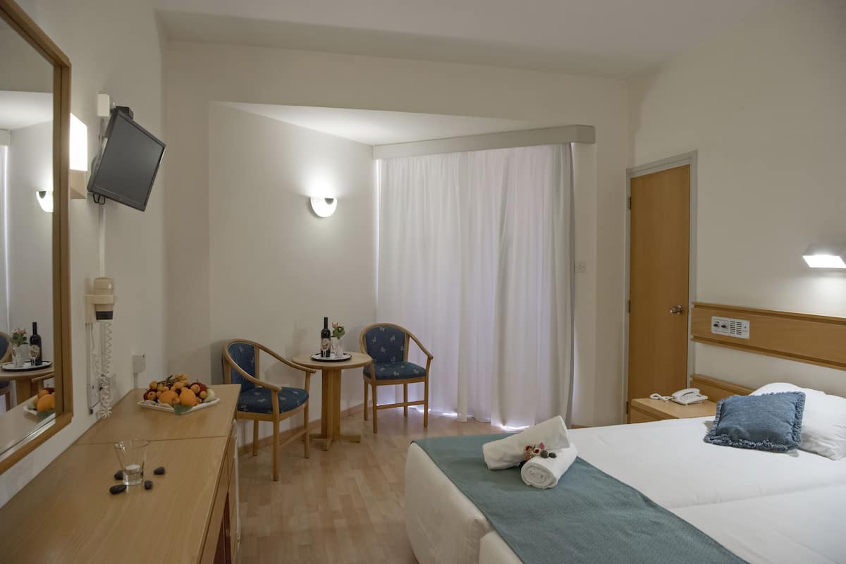 1 Schlafzimmer, schallisolierte Zimmer, Bettwäsche