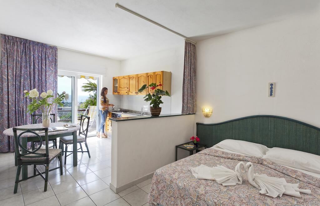 Minibar, in-room safe, desk, individually decorated