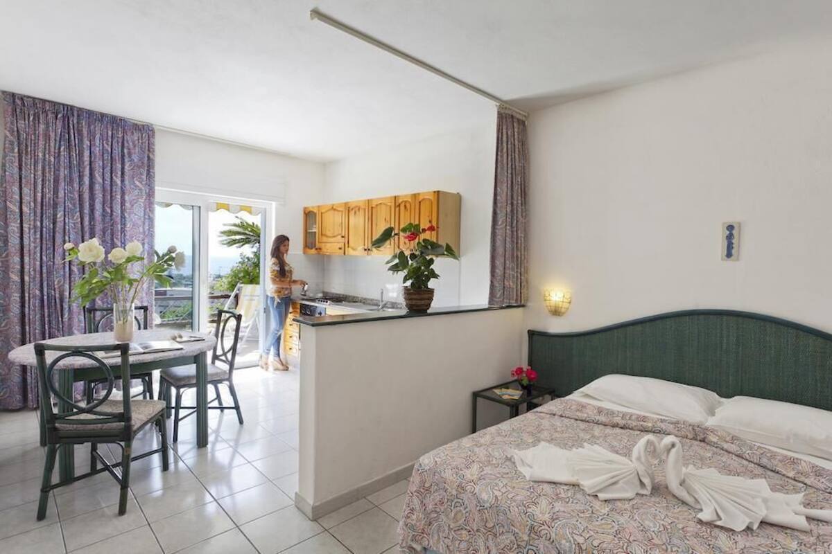 Minibar, in-room safe, desk, individually decorated