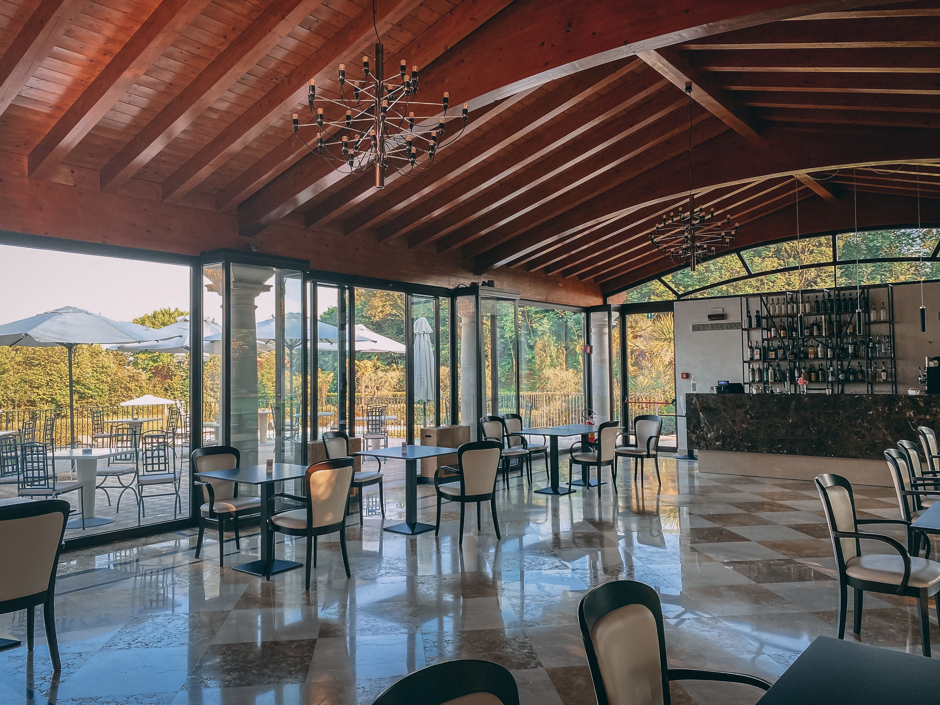 Petit déjeuner compris