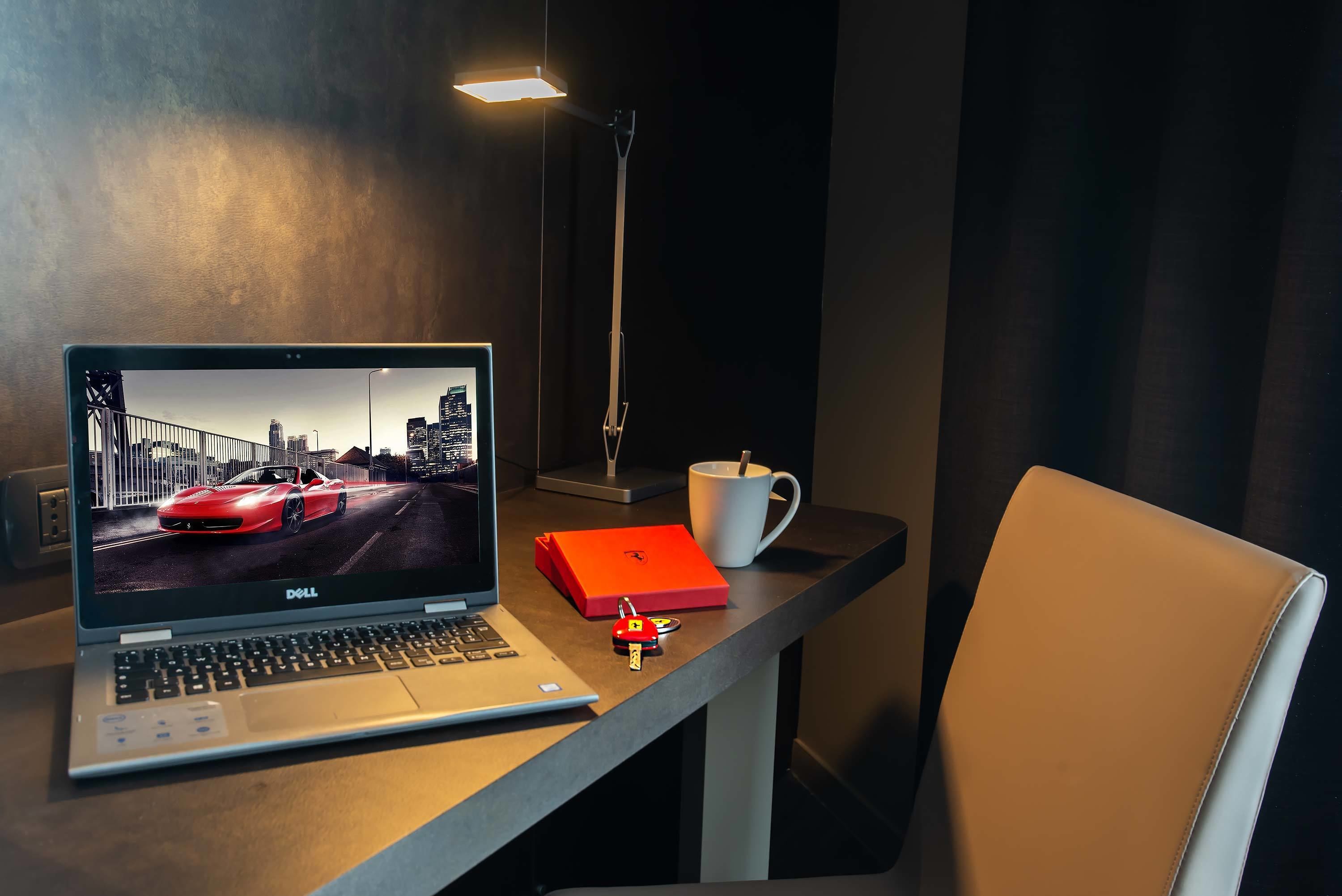 39-inch smart tv with satellite channels, tv